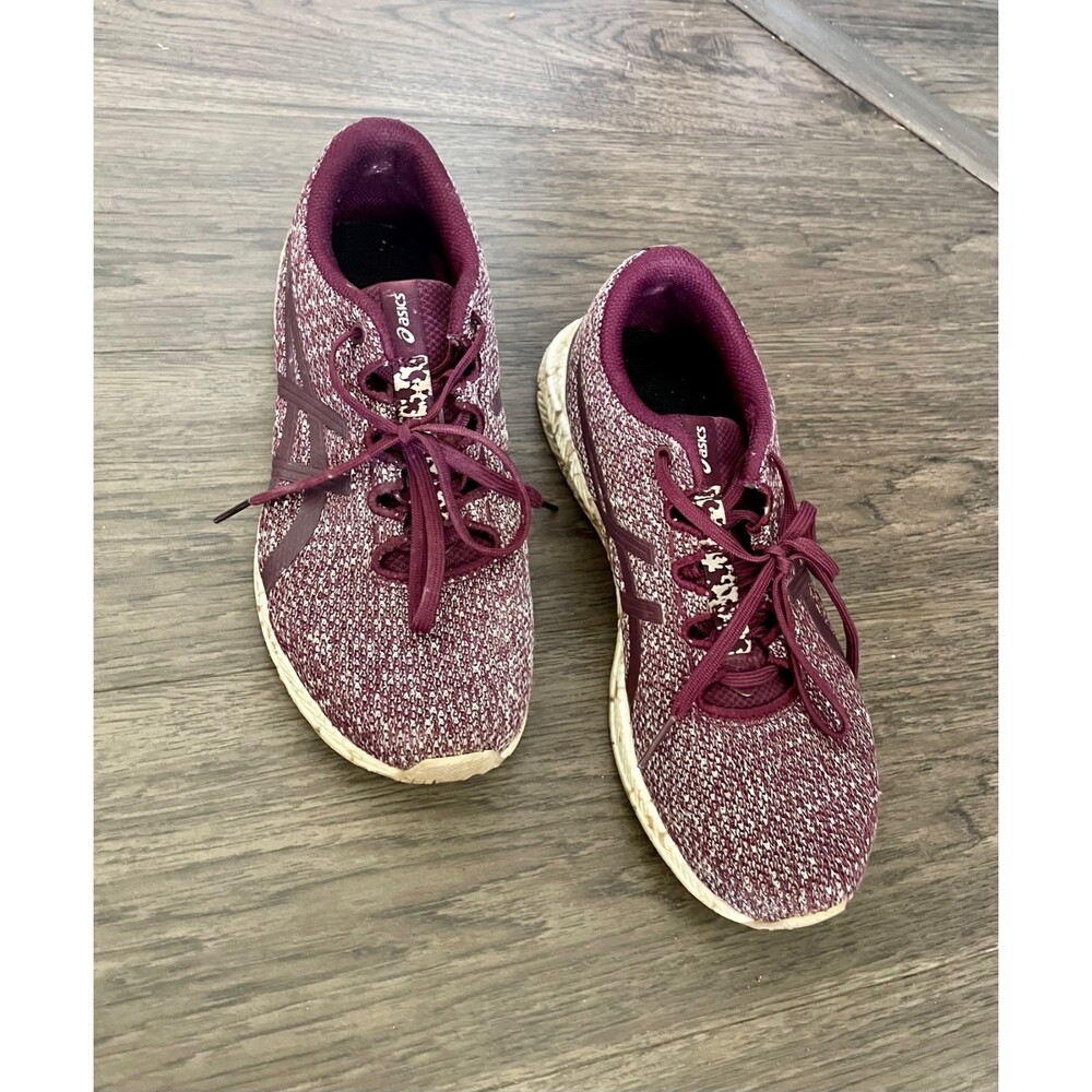 ASICS HyperGEL-Yu Women's Roselle Running Shoe, Size 8